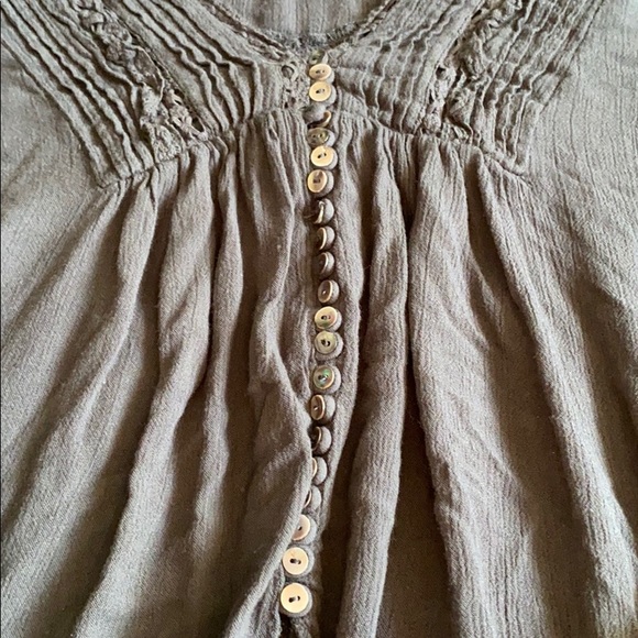 Free People Meet Me Halfway Grey Blouse Small - Picture 5 of 7